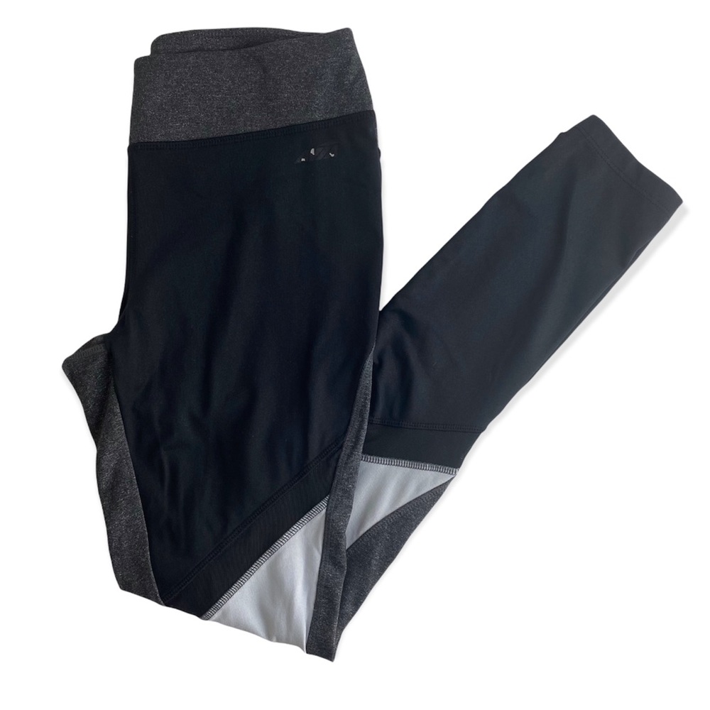 Avia Black White & Gray Sheer Athletic Size Small Leggings